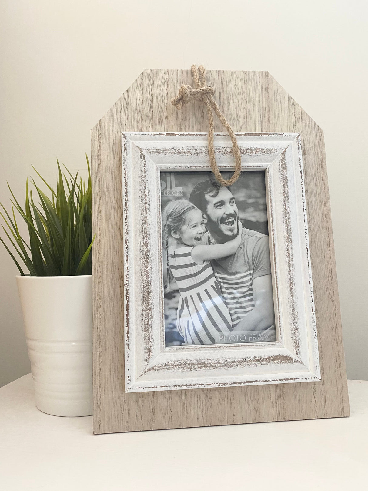 Label Style photo Frame